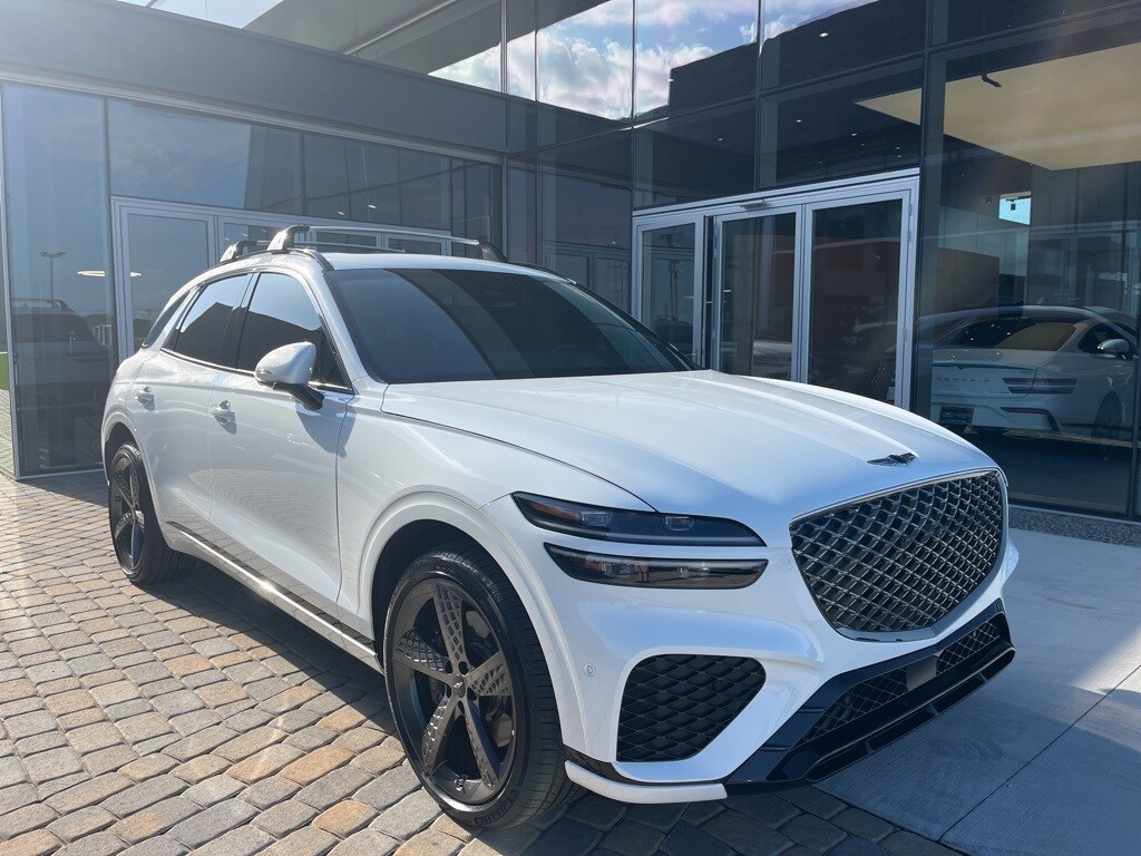 2025 Genesis GV70 3.5T Sport photo 3