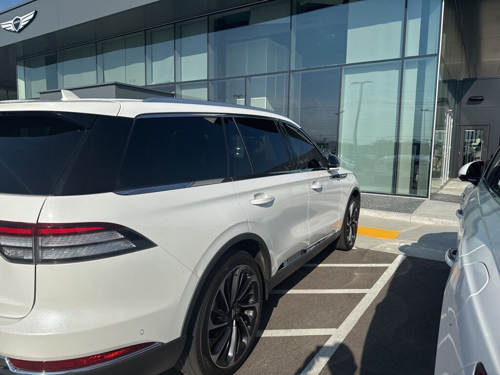 2021 Lincoln Aviator Reserve photo 4