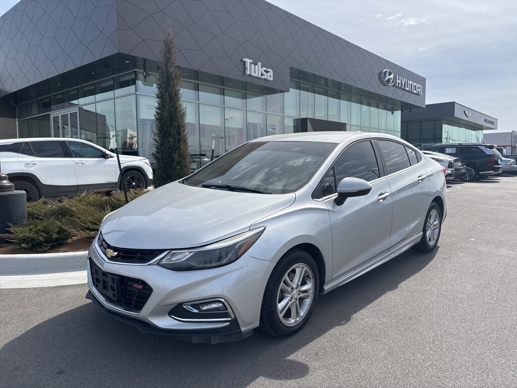 Used 2018 Chevrolet Cruze LT Sedan