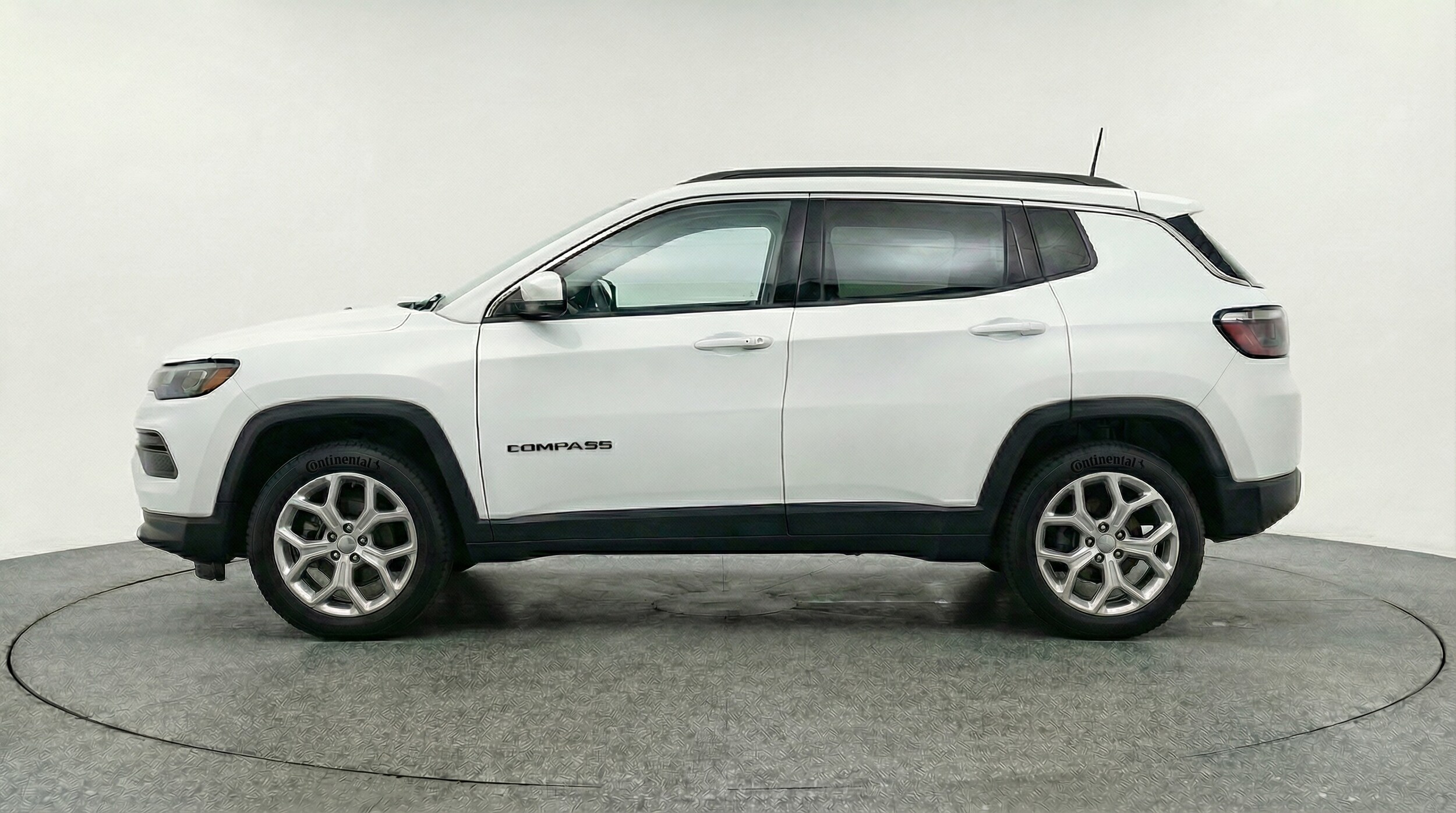 Thumbnail: 2025 Jeep Compass - 4