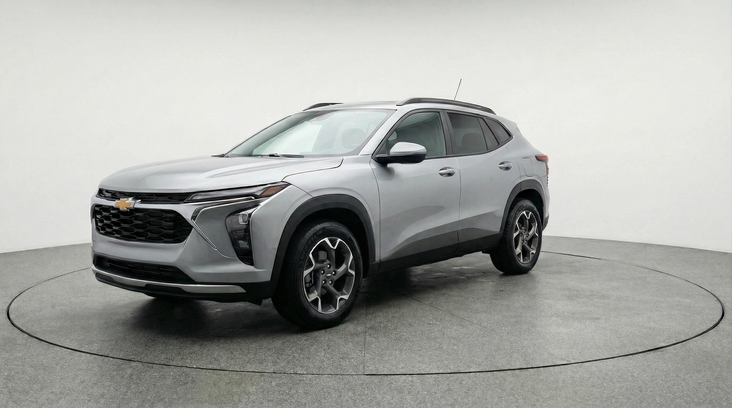 Thumbnail: 2025 Chevrolet Trax - 3