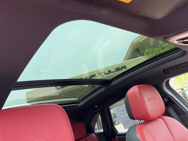 2024 Porsche Macan GTS - Photo 30