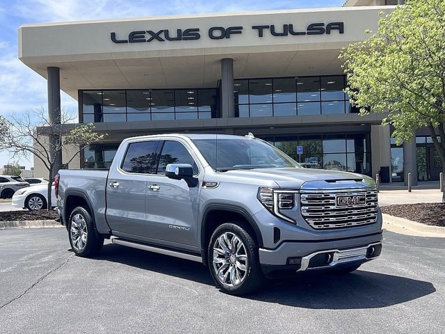 2024 GMC Sierra 4WD Crew Cab Short Box Denali's photo