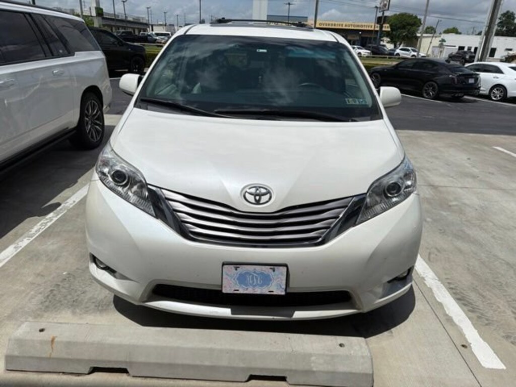 Used 2017 Toyota Sienna