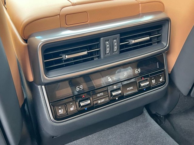 2026 Lexus LX 600 Premium - Photo 9