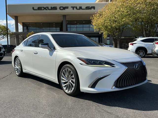 2019 Lexus ES Hybrid