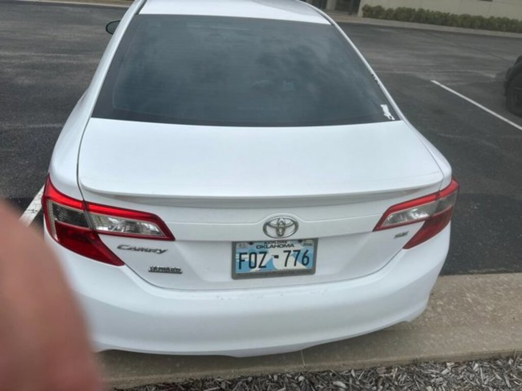 Used 2014 Toyota Camry SE