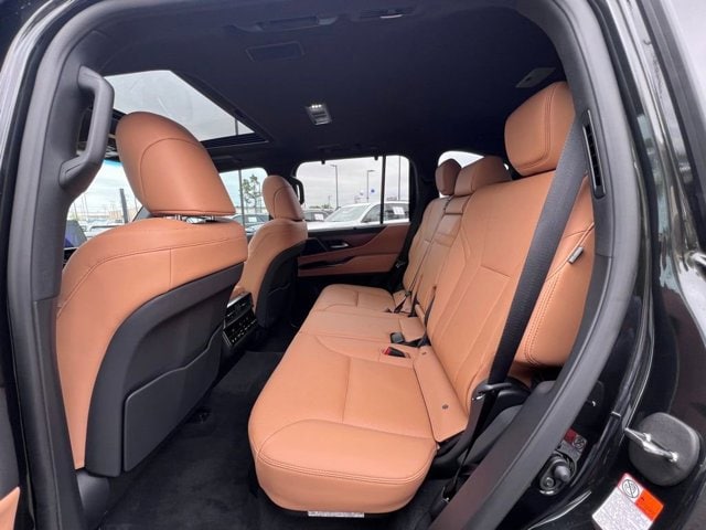 2026 Lexus LX 600 Premium - Photo 10