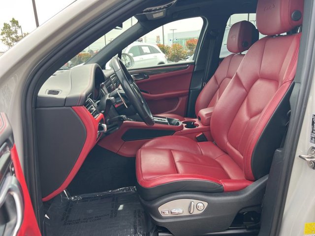 2024 Porsche Macan GTS - Photo 22
