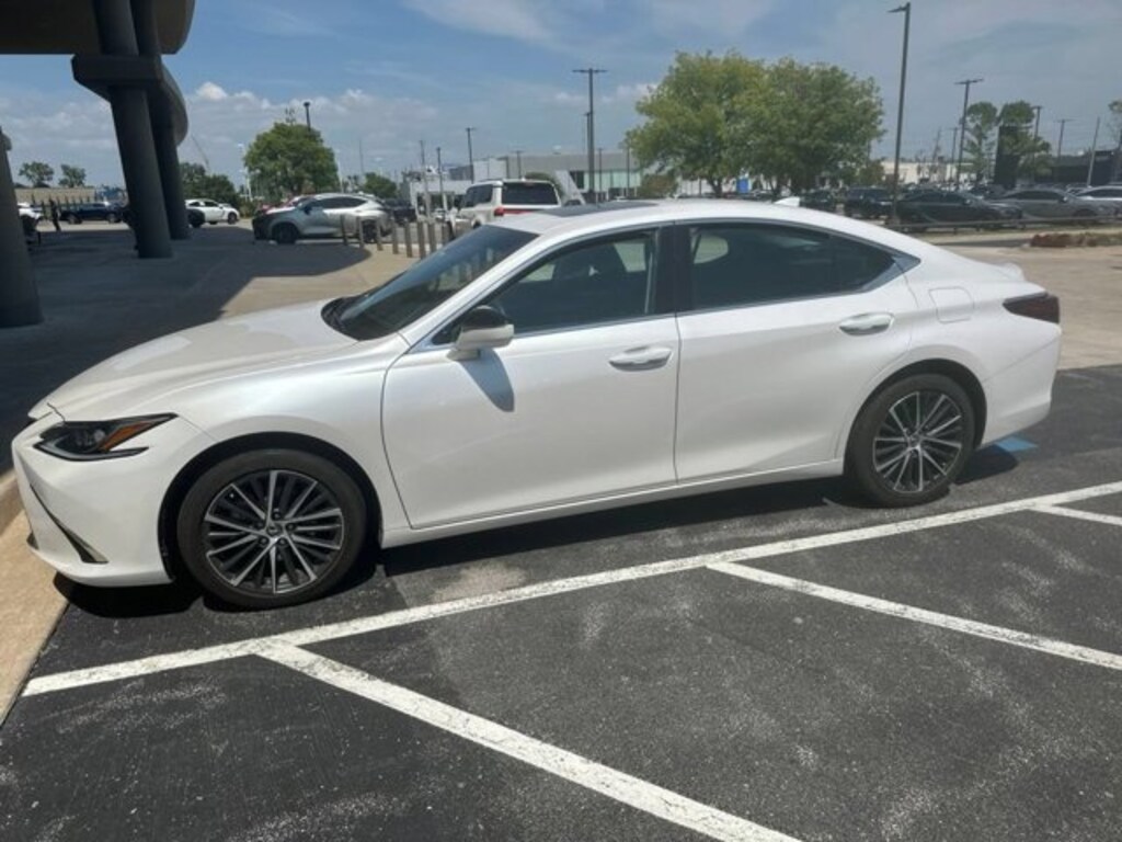 Used 2024 Lexus ES ES 250