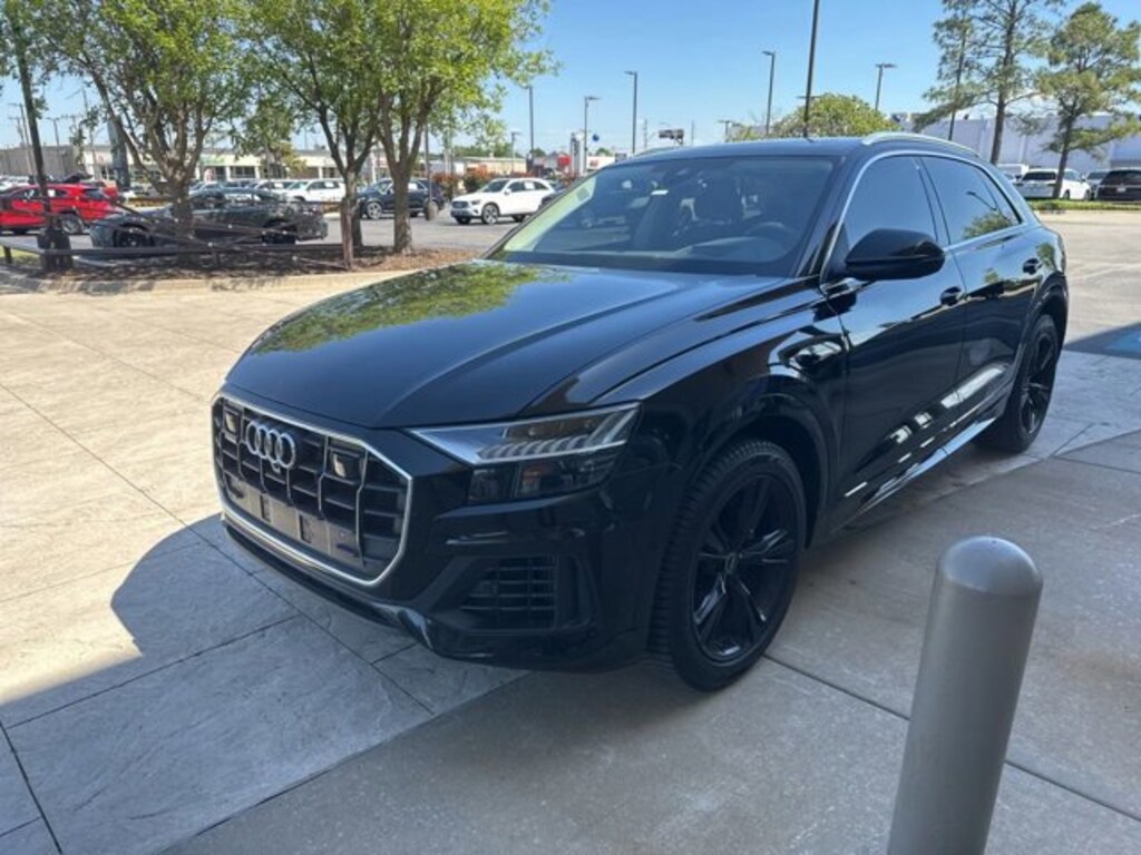 Used 2023 Audi Q8 Prestige