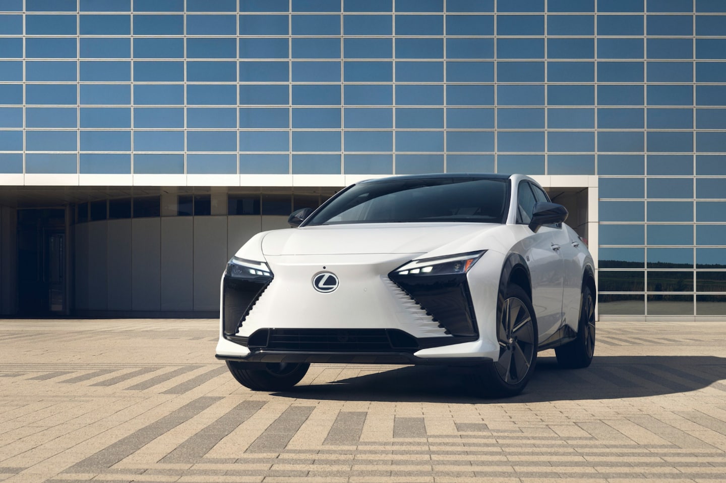 Lexus RZ