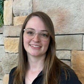 Staff member April Jones from ID_500165