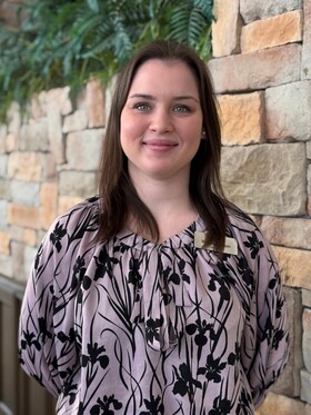 Staff member Victoria Johnson from ID_4858ee