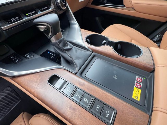 2026 Lexus LX 600 Premium - Photo 17