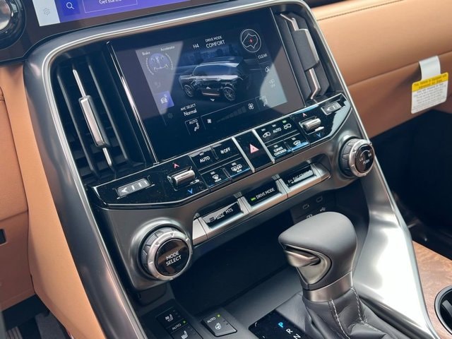 2026 Lexus LX 600 Premium - Photo 15