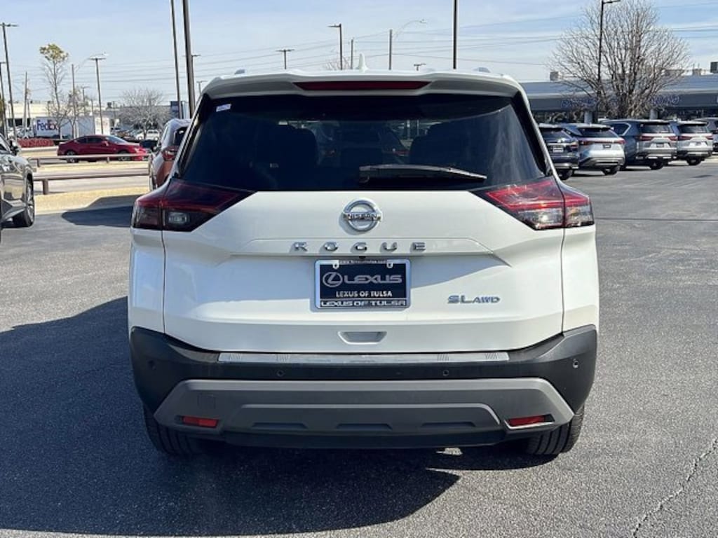 Used 2021 Nissan Rogue SL