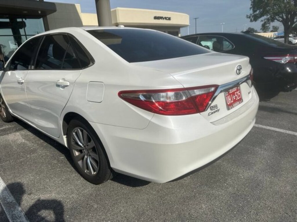 Used 2016 Toyota Camry XLE