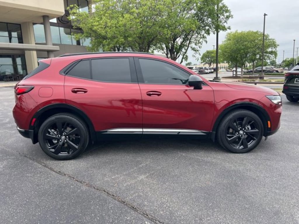 Used 2022 Buick Envision Essence