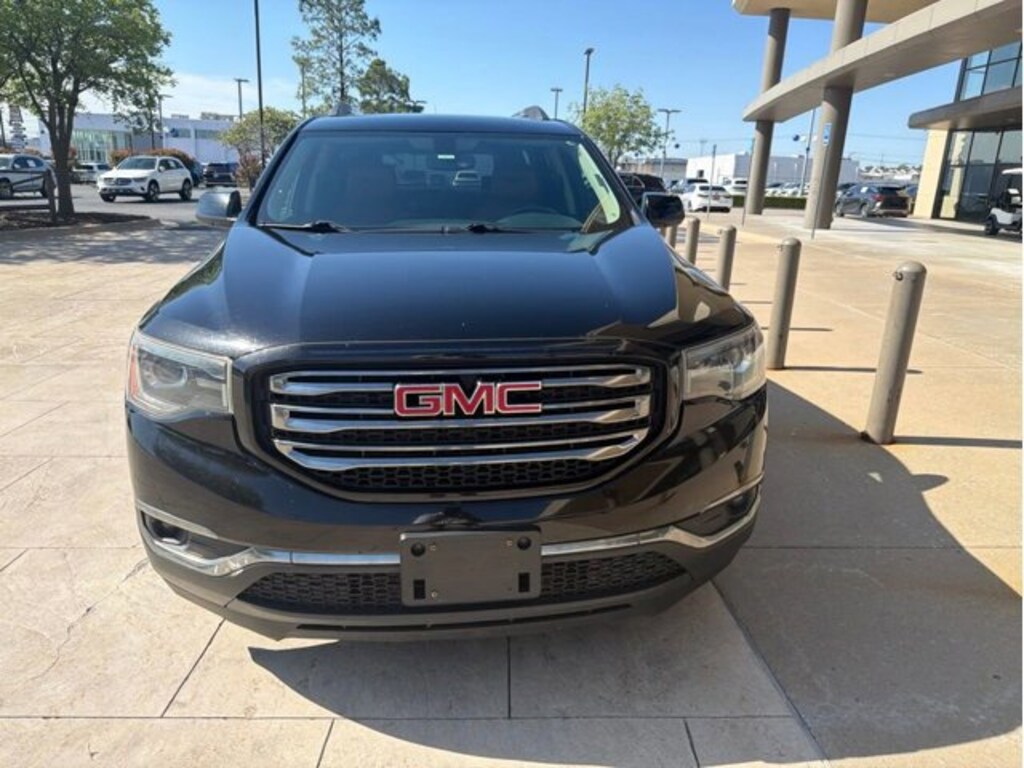 Used 2017 GMC Acadia SLT