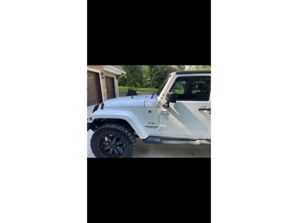 Used 2017 Jeep Wrangler Unlimited Sahara