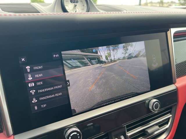 2024 Porsche Macan GTS - Photo 17
