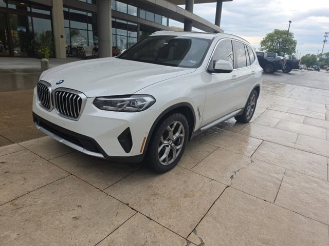 2023 BMW X3 30i
