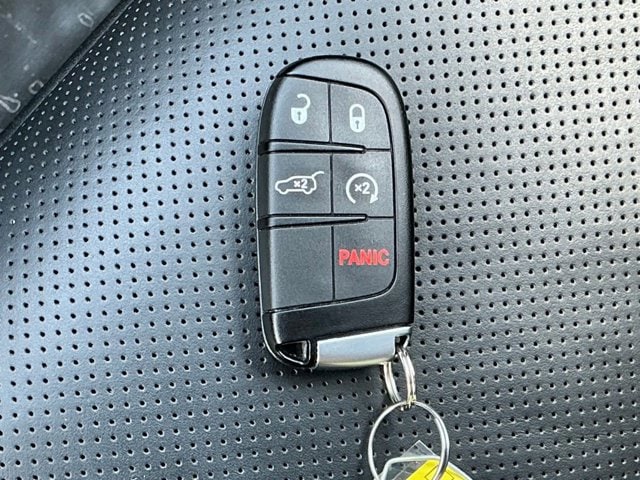2020 Jeep Grand Cherokee Overland - Photo 36