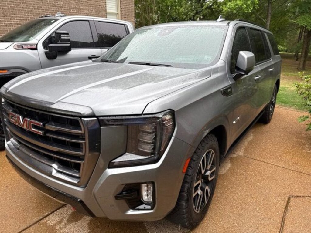 Used 2023 GMC Yukon XL AT4