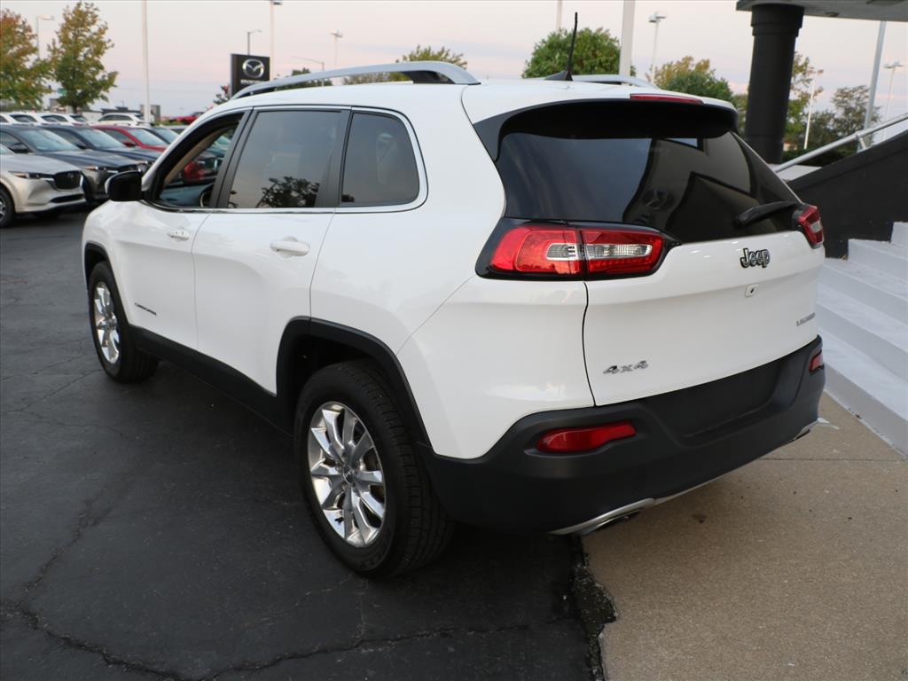 2017 Jeep Cherokee Limited photo 3