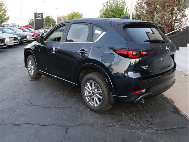 2025 Mazda CX-5 2.5 Select Sport photo 3