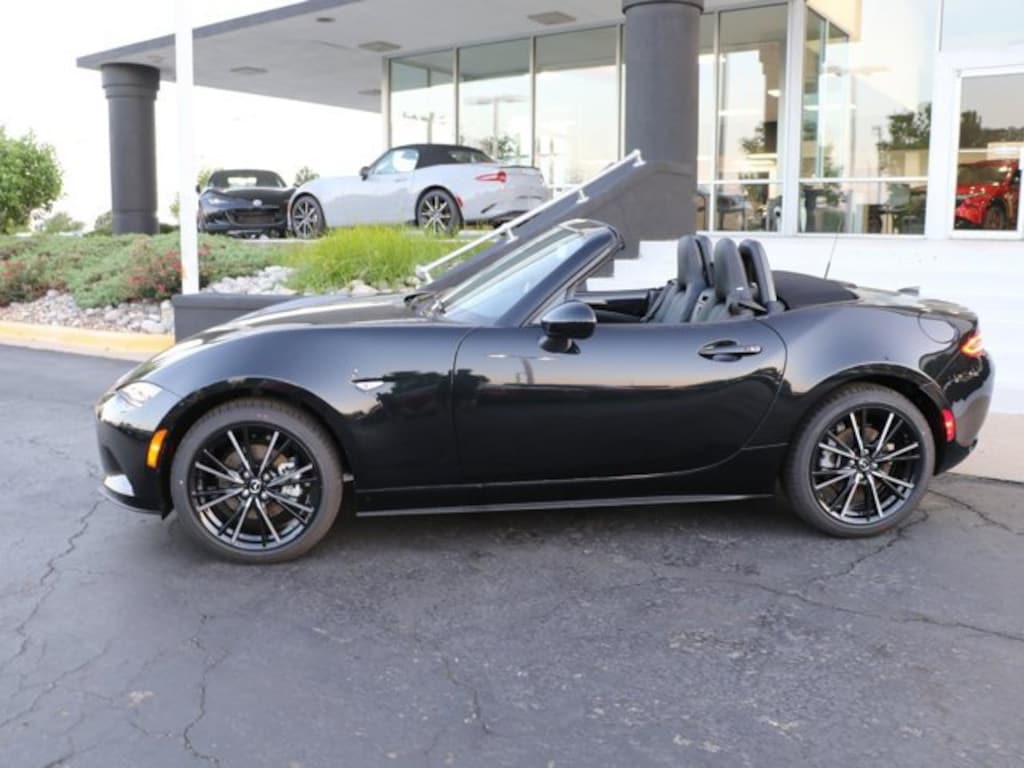 New 2026 Mazda MX-5 MIATA Grand Touring CONVERTIBLE