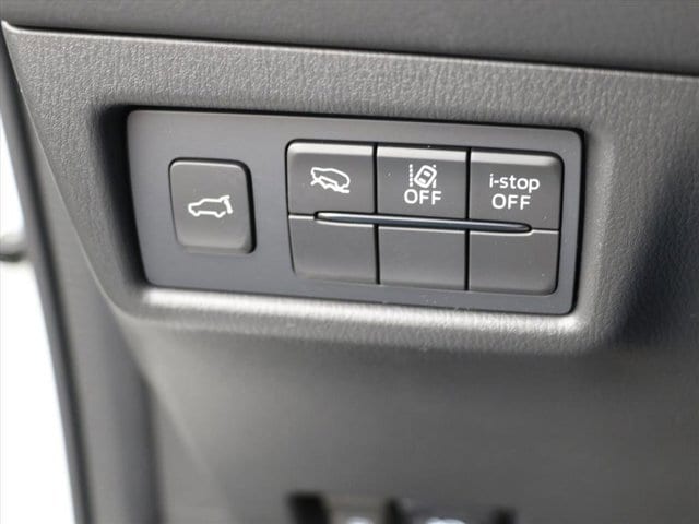 2025 Mazda CX-5 S Preferred package - Photo 16