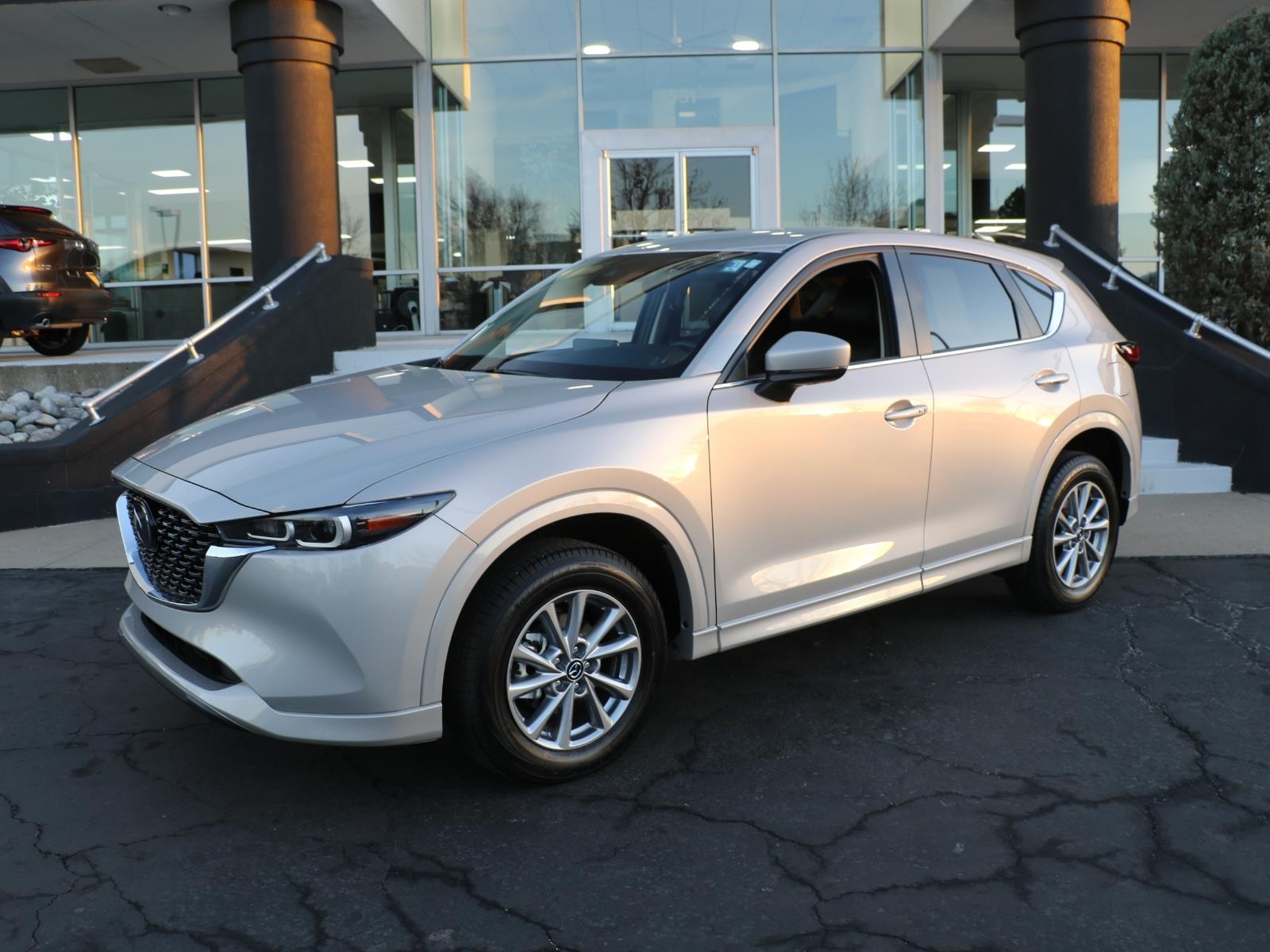 2025 Mazda CX-5 S Select Package