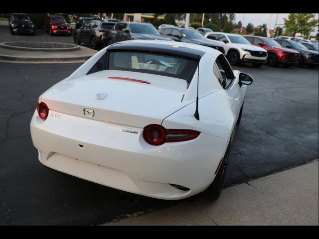 2025 Mazda MX-5 Miata Miata RF Grand Touring photo 4