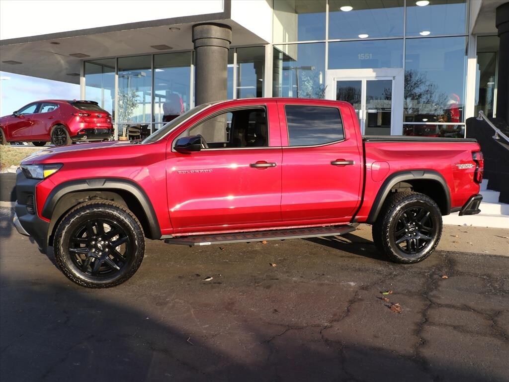 Used 2024 Chevrolet Colorado Trail Boss Truck Crew Cab