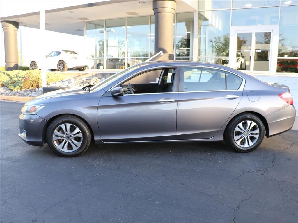 2015 Honda Accord LX photo 2