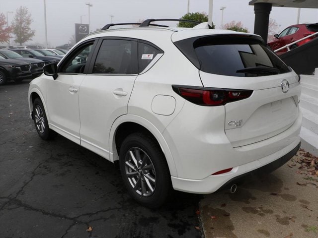 2025 Mazda CX-5 S Preferred package - Photo 3