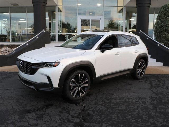 2025 Mazda CX-50 Premium Plus's photo