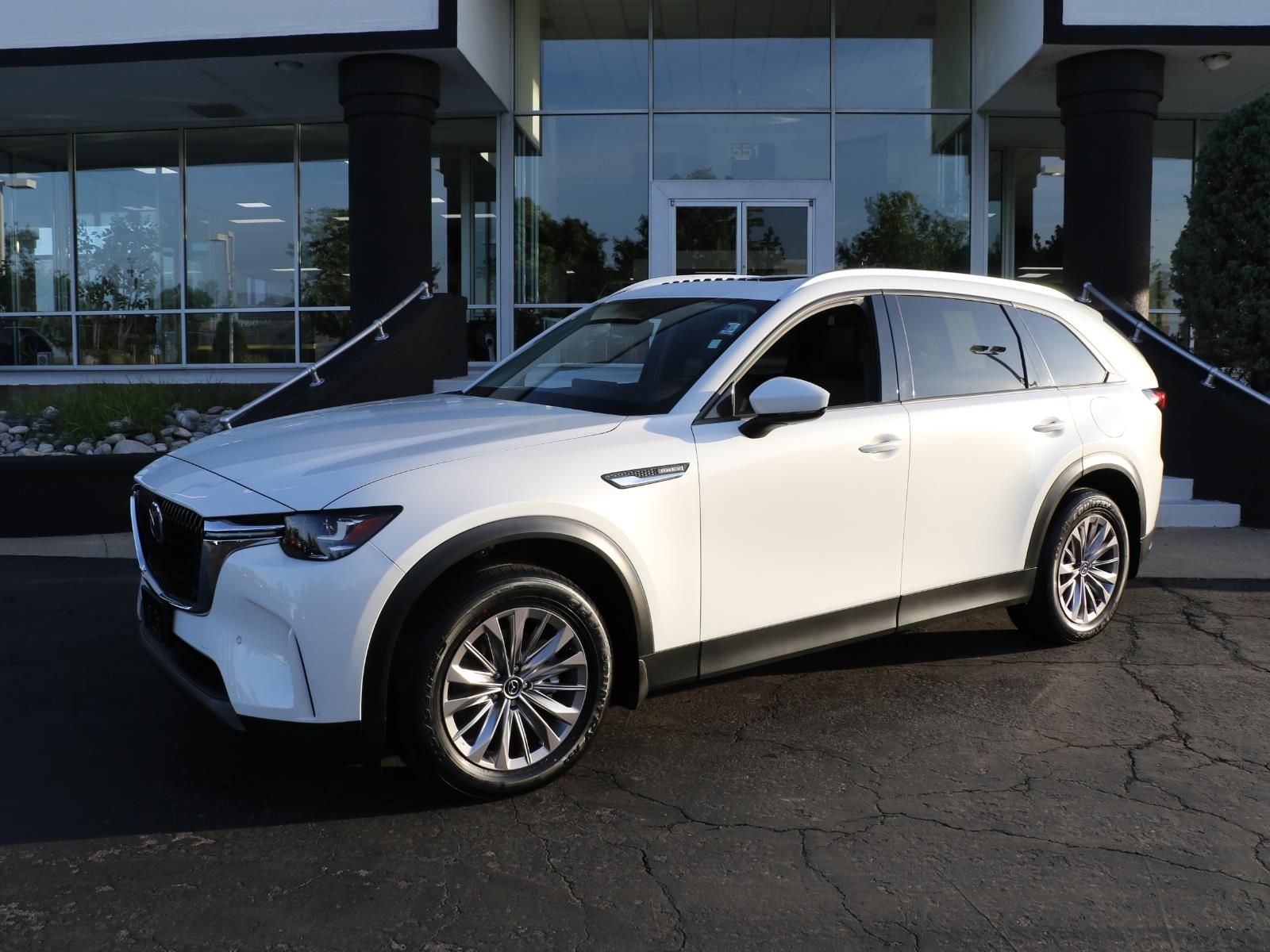2025 Mazda CX-90 PHEV Preferred Package's photo