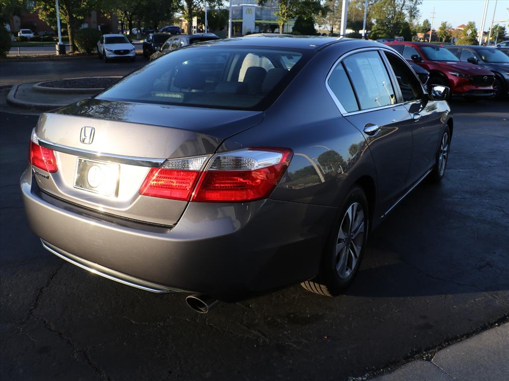 2015 Honda Accord LX photo 4