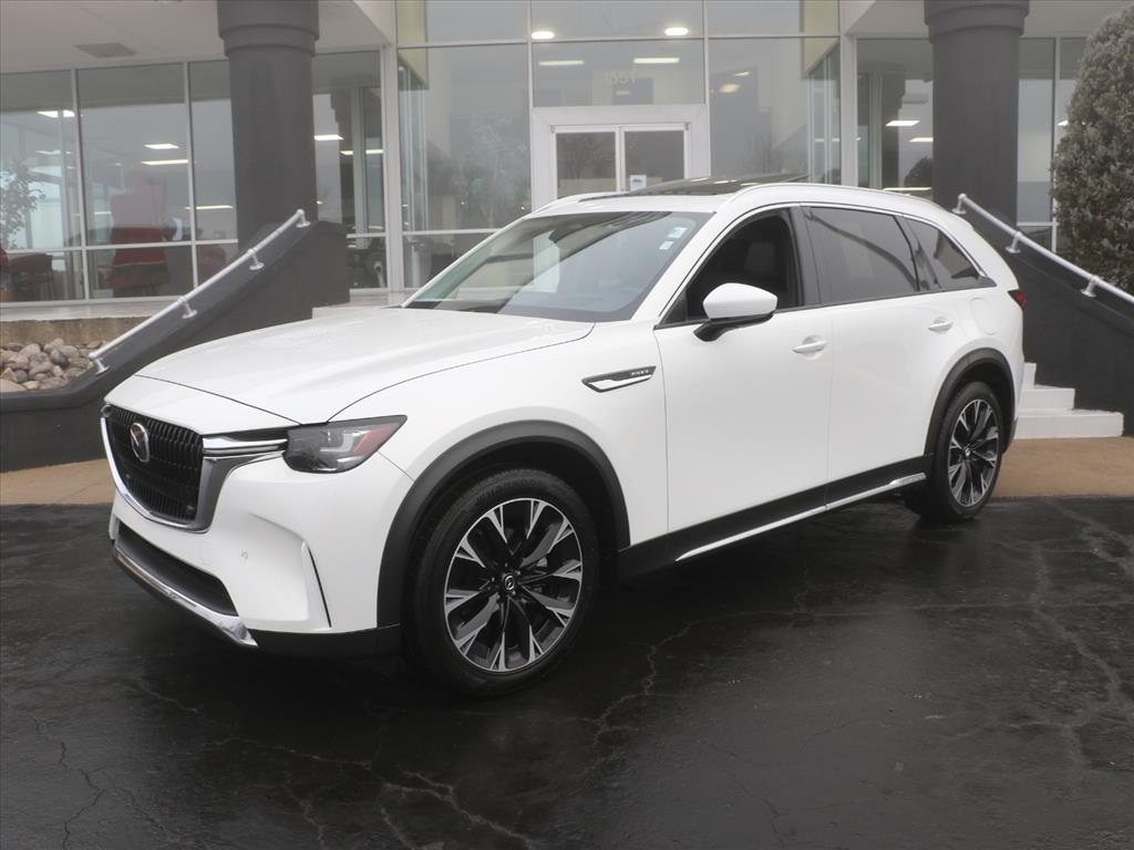 2024 Mazda CX-90 Premium Package's photo