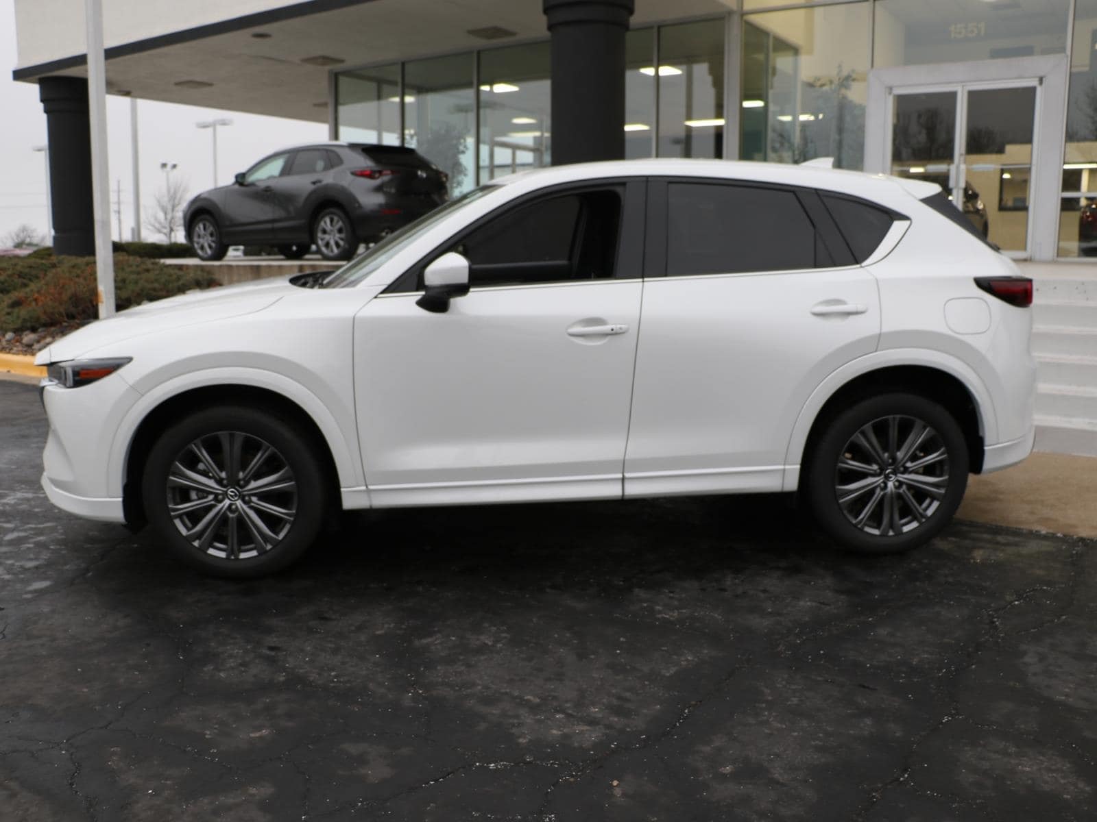 Certified 2025 Mazda CX-5 Turbo Signature with VIN JM3KFBXY9S0577554 for sale in Kansas City