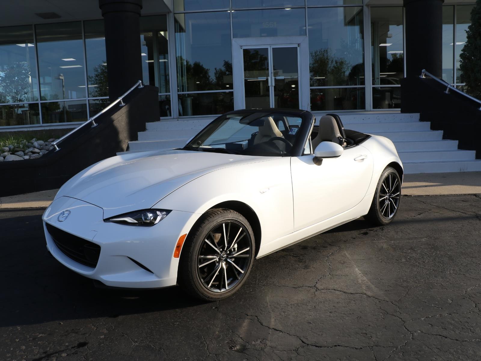 2025 Mazda MX-5 Miata Grand Touring Auto's photo