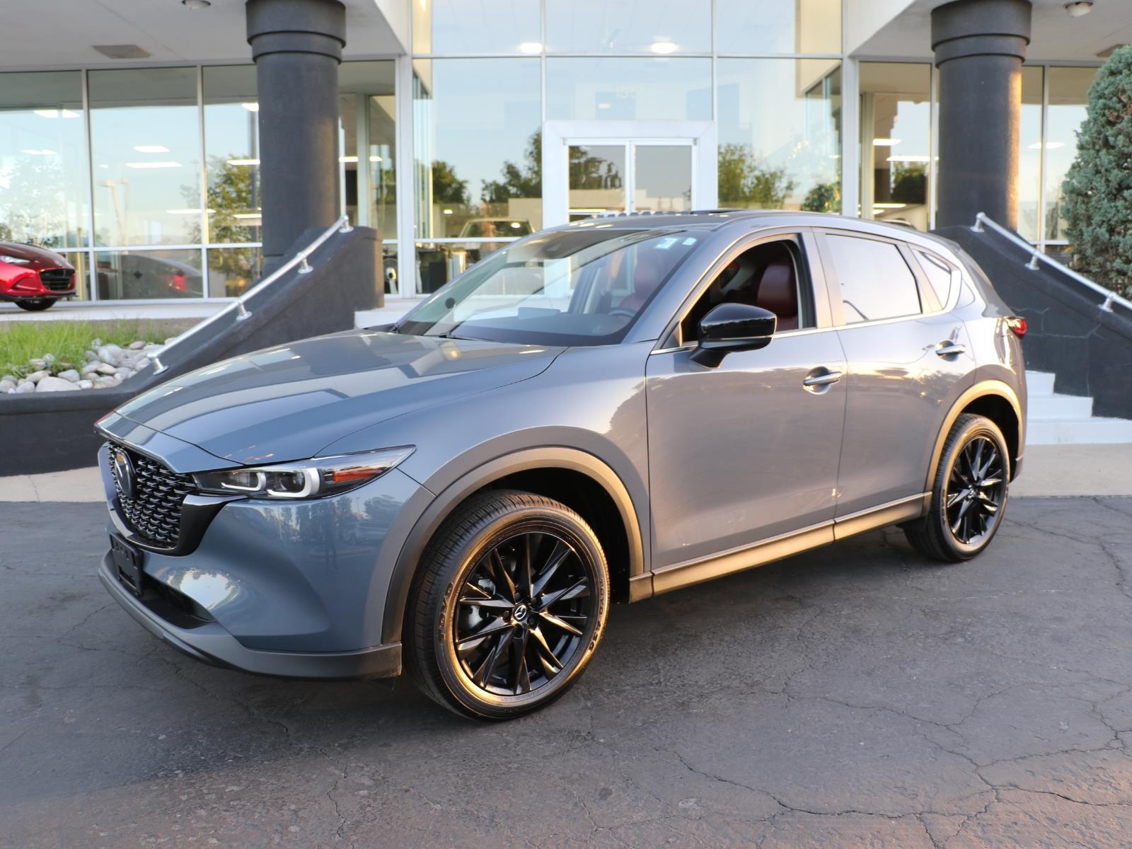2025 Mazda CX-5 S Carbon Edition Auto AWD's photo
