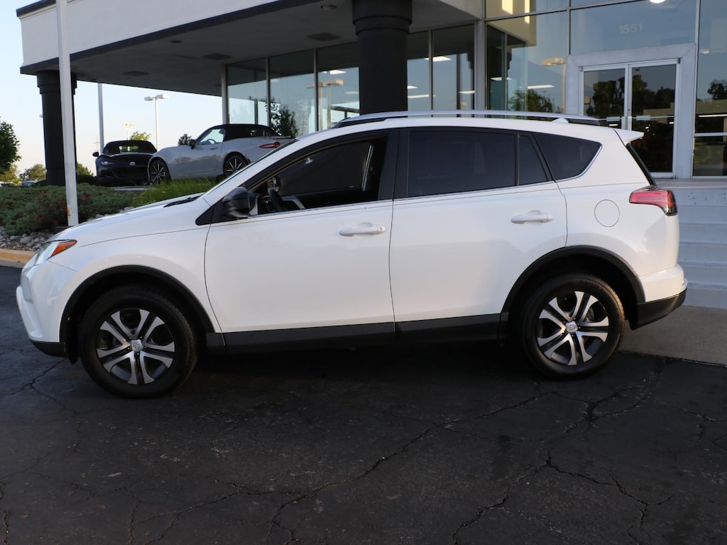 Used 2016 Toyota RAV4 LE SUV