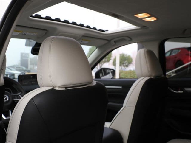 2025 Mazda CX-5 S Preferred package - Photo 11