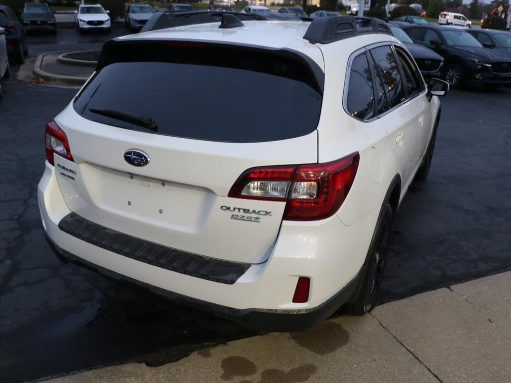 Used 2016 Subaru Outback 2.5i Limited SUV