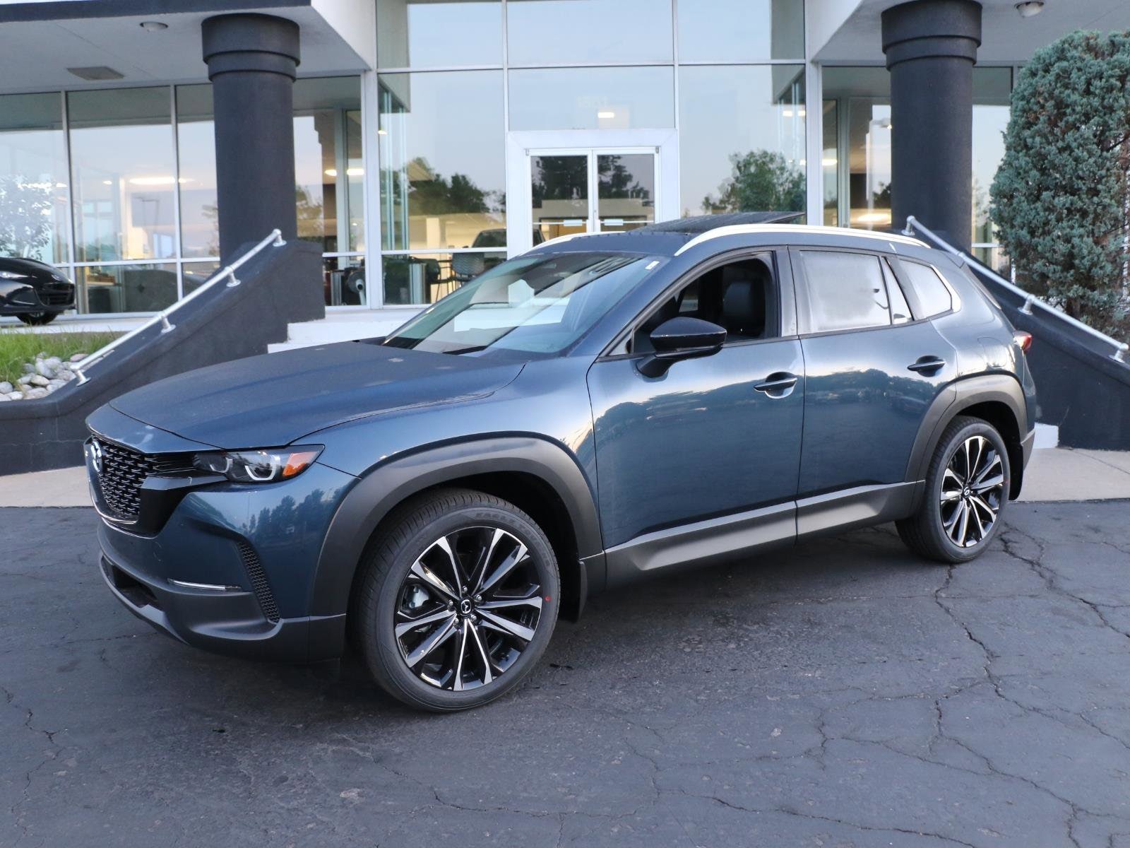 2026 Mazda CX-50 2.5 S Premium's photo