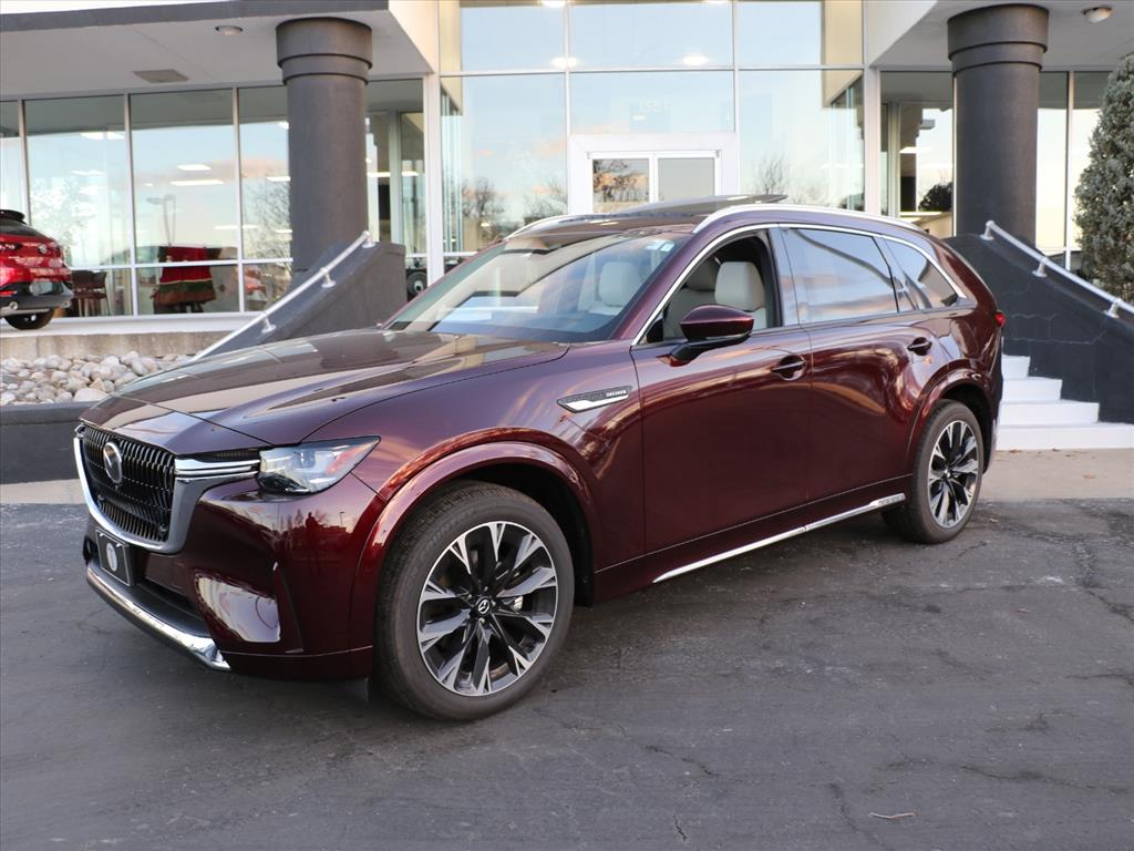 2025 Mazda CX-90 Premium Package's photo